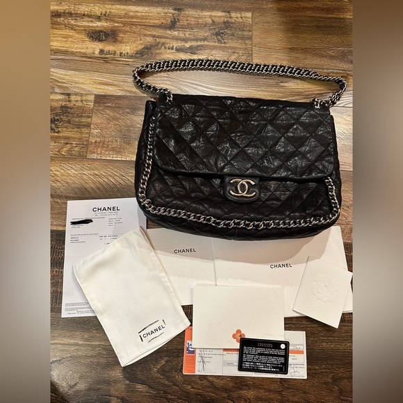 CHANEL from PARIS  Quilted Lambskin SAC Maxi Chain Around Purse. AUTHENTIC PURSE - Picture 1 of 10